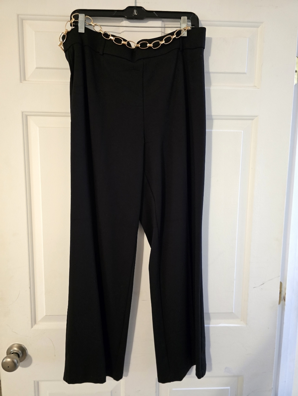 Haver And Blair High-Waist Black Wide-Leg Pants with Decorative Gold Chain - Picture 2 of 5